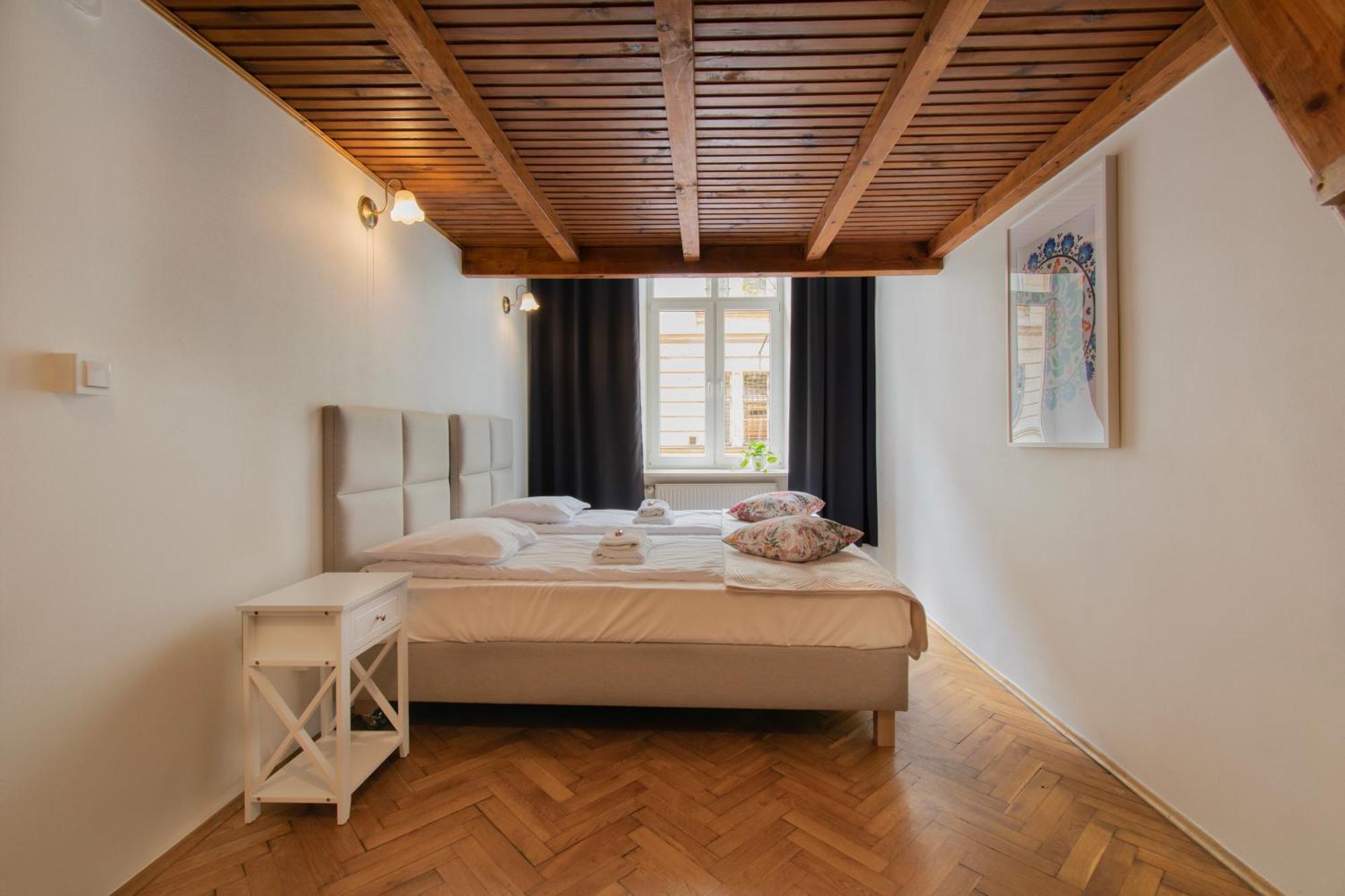 Ground Floor Family Apartment คราคูฟ ภายนอก รูปภาพ